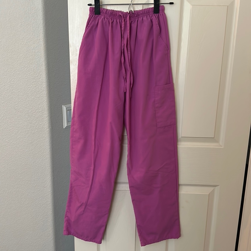 pink scrub pants (size small)
